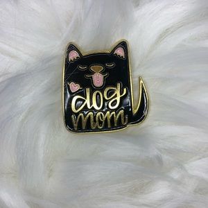 ✨NEW Dog Mom Pin in Black🐶